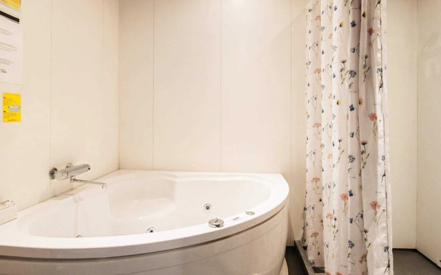 8 Person Holiday Home in Vestervig