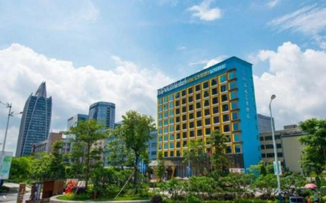 Loves Hotel