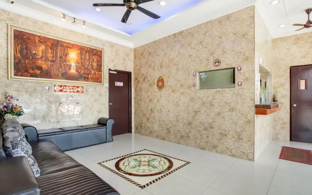 OYO 89470 My Town Hotel