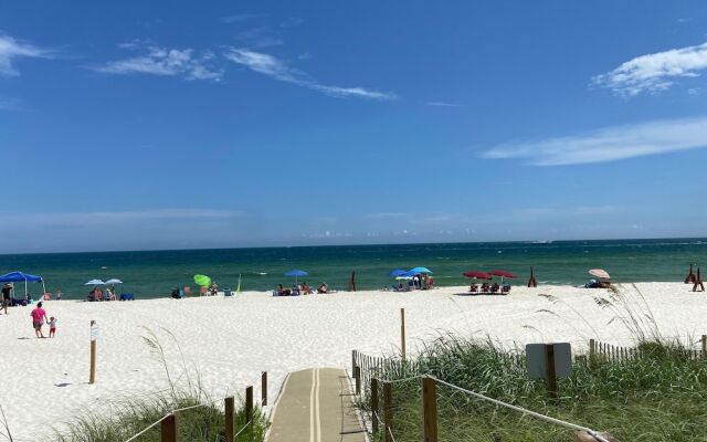 Grand Caribbean East 114