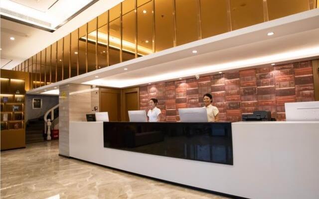Jtour Inn Guangxi Yulin Industrial Products Market – People – Yulin