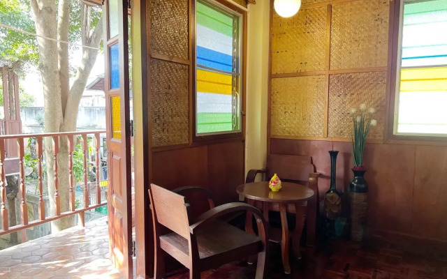 Golden Triangle Palace