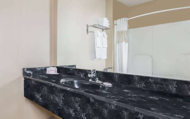 Ramada by Wyndham Strasburg/Shenandoah Valley
