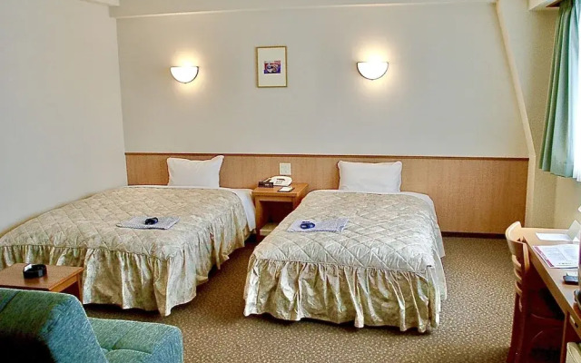 Yonago Universal Hotel