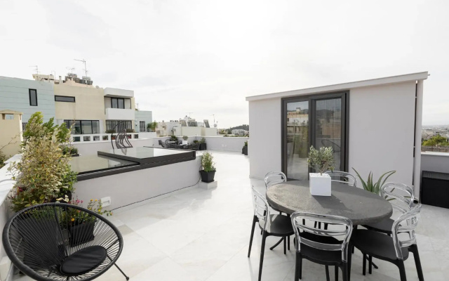 202- HiEndAccomodation-TopLocation