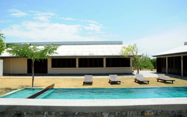 Kirinda Lodge by Ceilao Villas