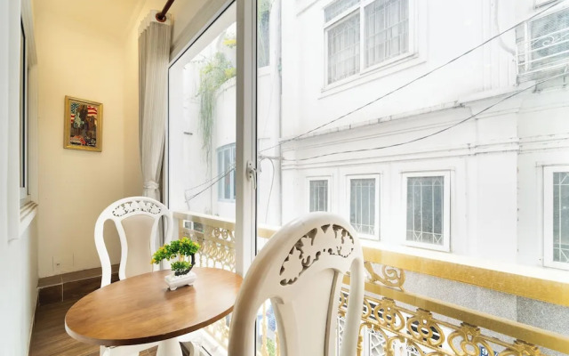 Gin House Hotel & Apartments