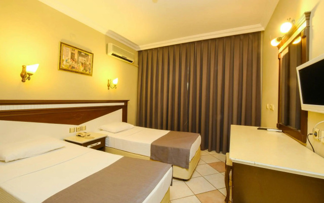 Selen Hotel Icmeler