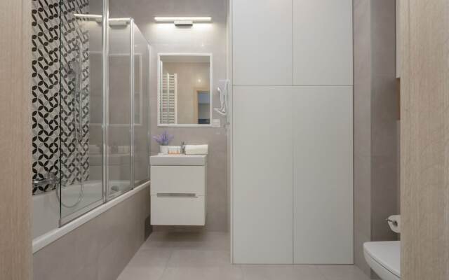 Komputerowa Studio Warsaw by Renters