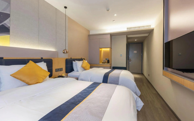 Homeinn Selected Hotel (Jinan Daming Lake Shengchan Road Subway Station)