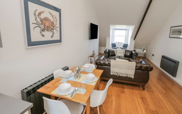 Foxton Penthouse
