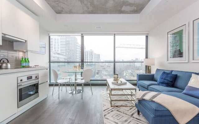 Luxury 1BR in the Heart of King West