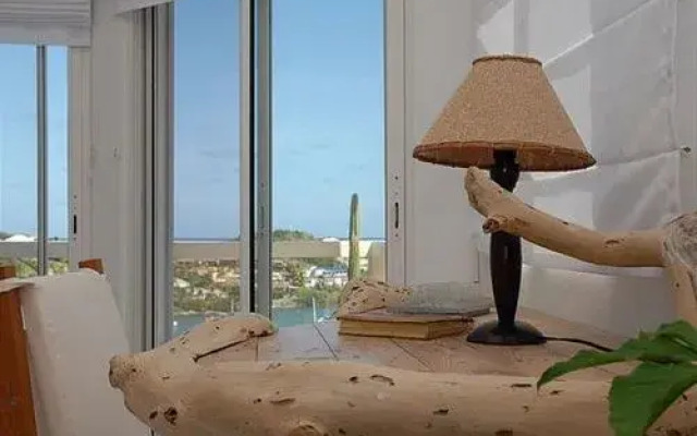 La Brise by RedAwning