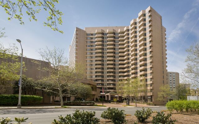 Oakwood Crystal City
