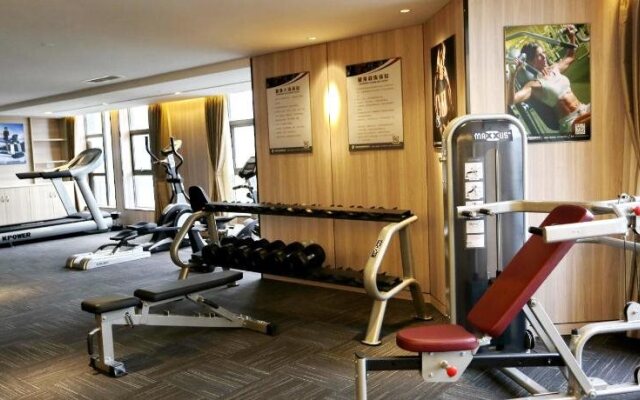 Yibin Celebrity City Hotel