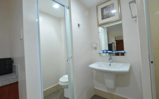 Royal Suites Condotel