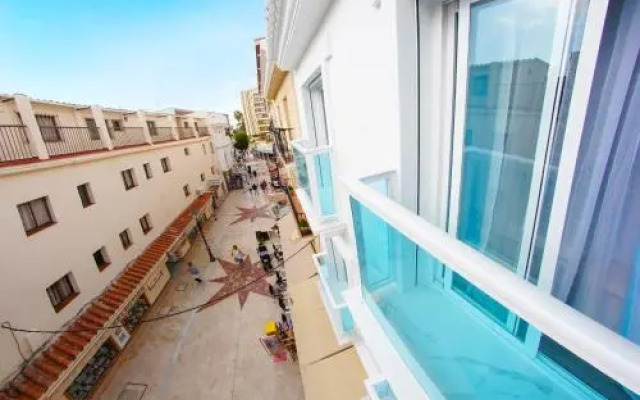 Estudio con balcones 2ºA playa76