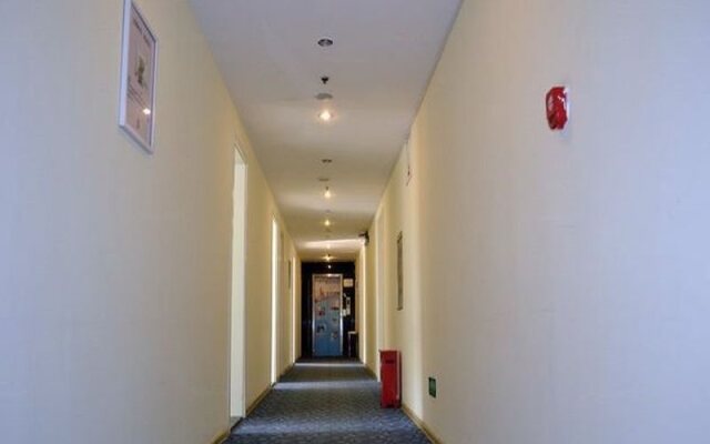 7Days Inn Zhengzhou Jinshui Road Zijingshan Subway Station