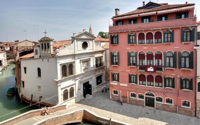 San Giorgio degli Schiavoni Apartments