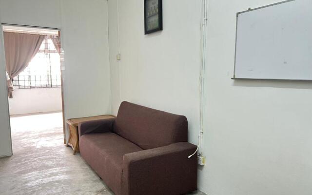 Jiaxin Dormitory - Puteri Wangsa 家馨旅舍