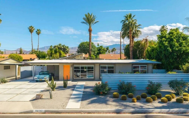 Modern Paradise at Sonora