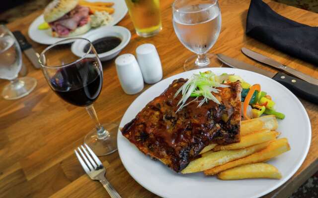 Hilton Garden Inn Buffalo Downtown