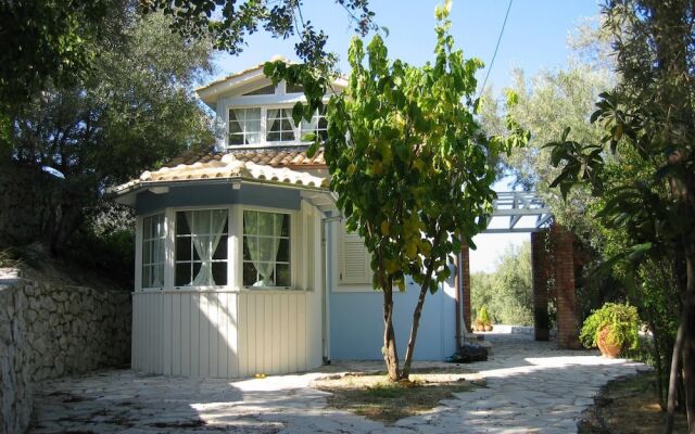 Agios Nikitas Villas