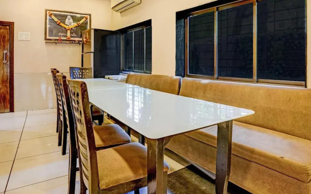 OYO 5352 Hotel Airport Metro