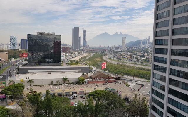 Courtyard Monterrey San Jeronimo/Valle