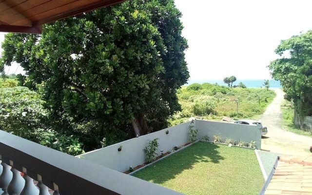 Turtle paradise villa & restaurant