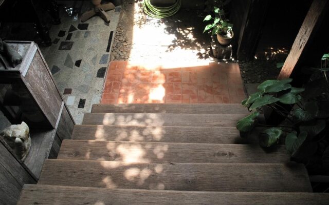 Ayothaya Riverside House