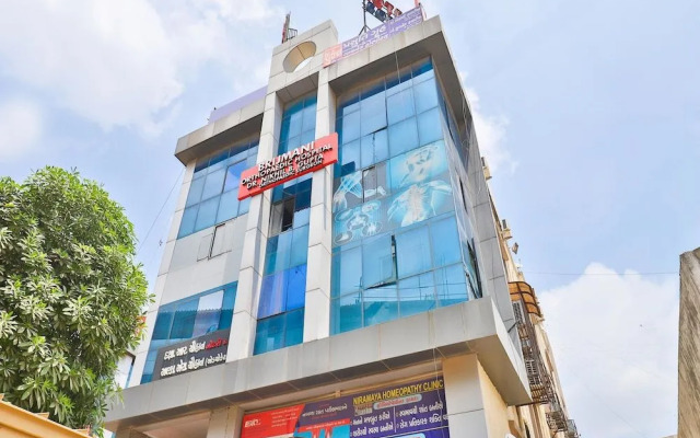 OYO 16849 Arya Corporate