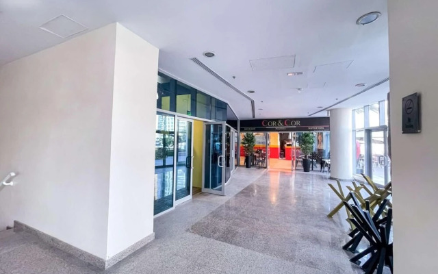 Unparalleled Luxury Marina Walk