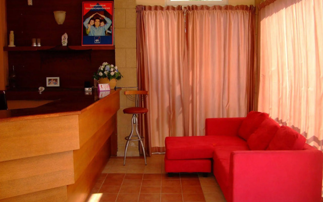Antonios Hotel