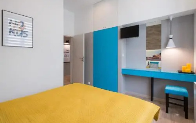 Beautiful Jewish District Apartment for 7