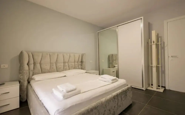 Sanpietro Vacation Apartment 030
