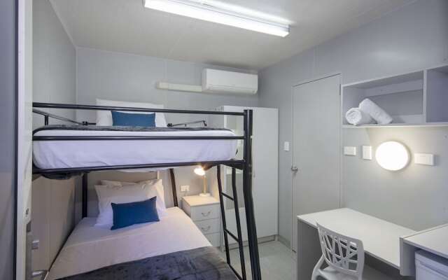 Lake Kawana Accommodation