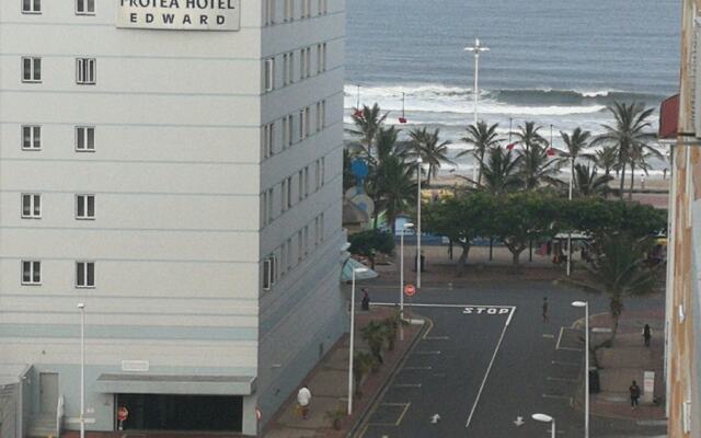 The Parkview Hotel - Room 711 - Adults Only