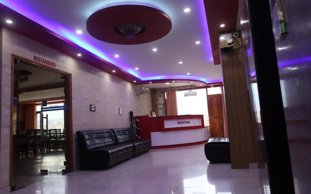 OYO 23527 Sarla Regency