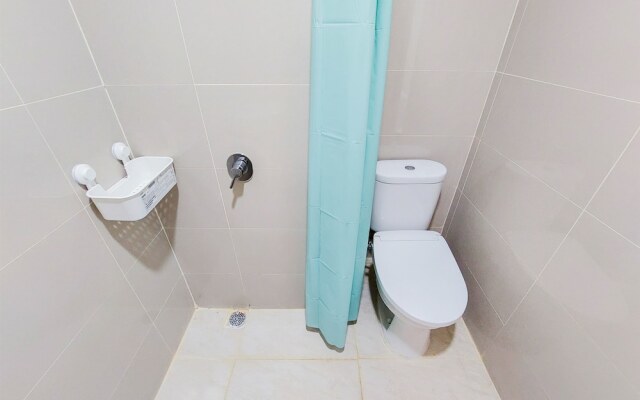 Cozy and Lovely Studio Apartment at B Residence