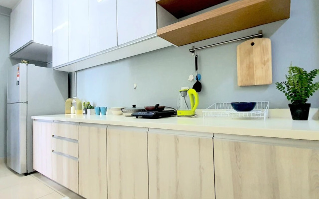 Ara Damansara Pacific Place by BeeStay