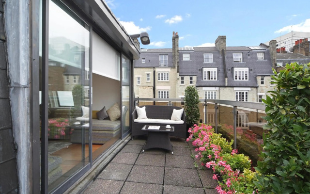 Mayfair House