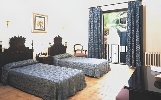 Hotel Born
