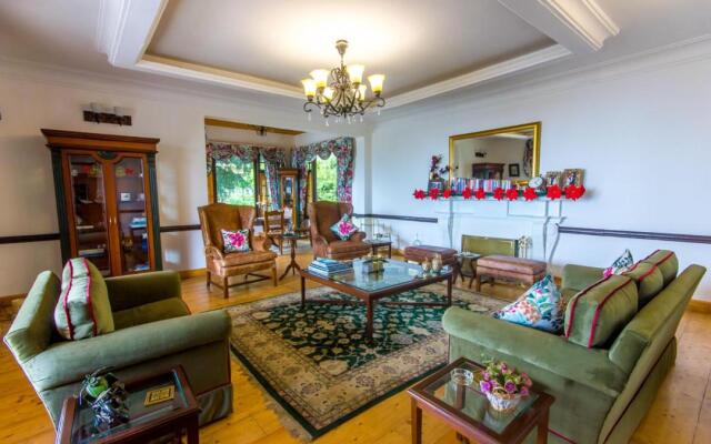 Mahasu House