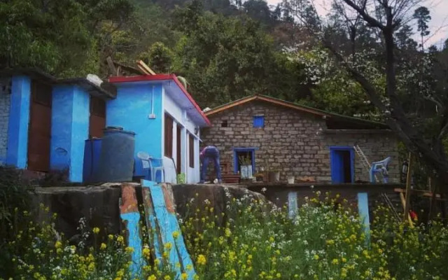 HOTs hostel Nainital