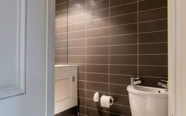 Luxury Private Studio Spacious Stylish Mezzanine