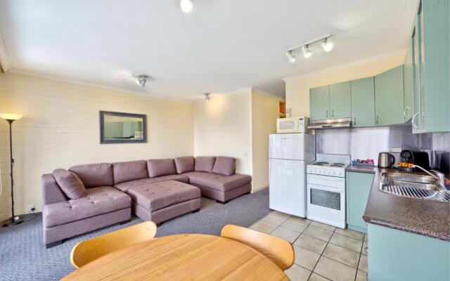 Snow Ski Apartments 34