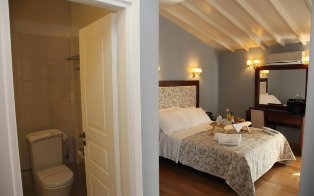 Apollonion Palace Hotel
