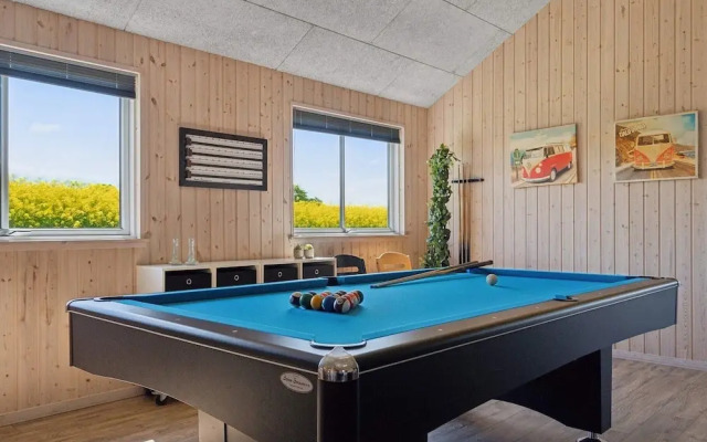 16 Person Holiday Home in Bogense