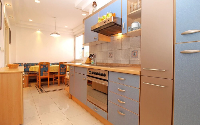 Apartment 1544